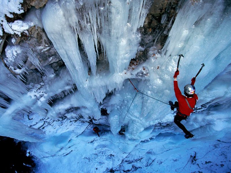 Wspinaczka lodowa w Gorges de Ballandaz (Francja)